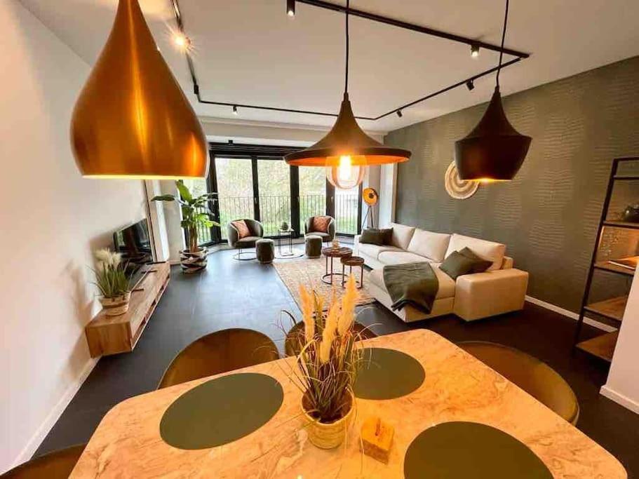 Chic, Luxe Loftstijl In *